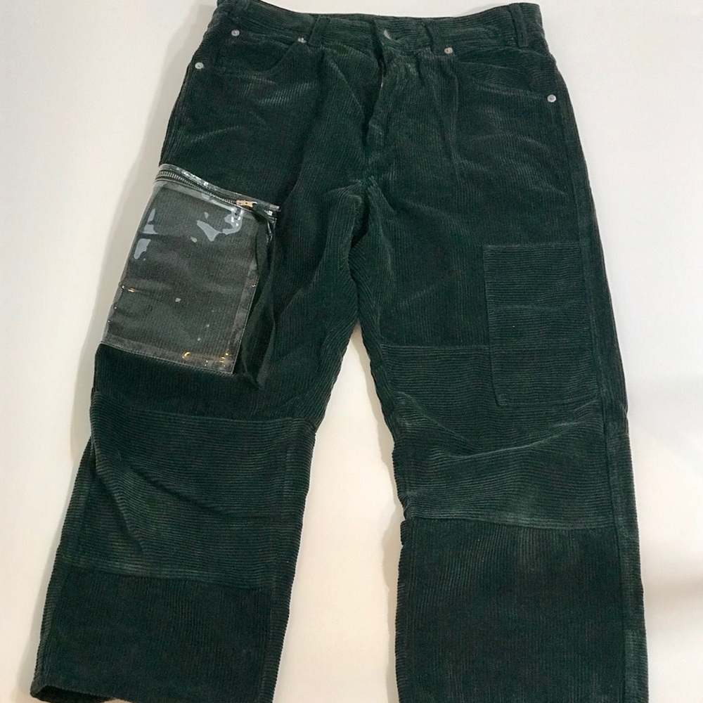 Moss green 3/4 corduroys with plastic pockets